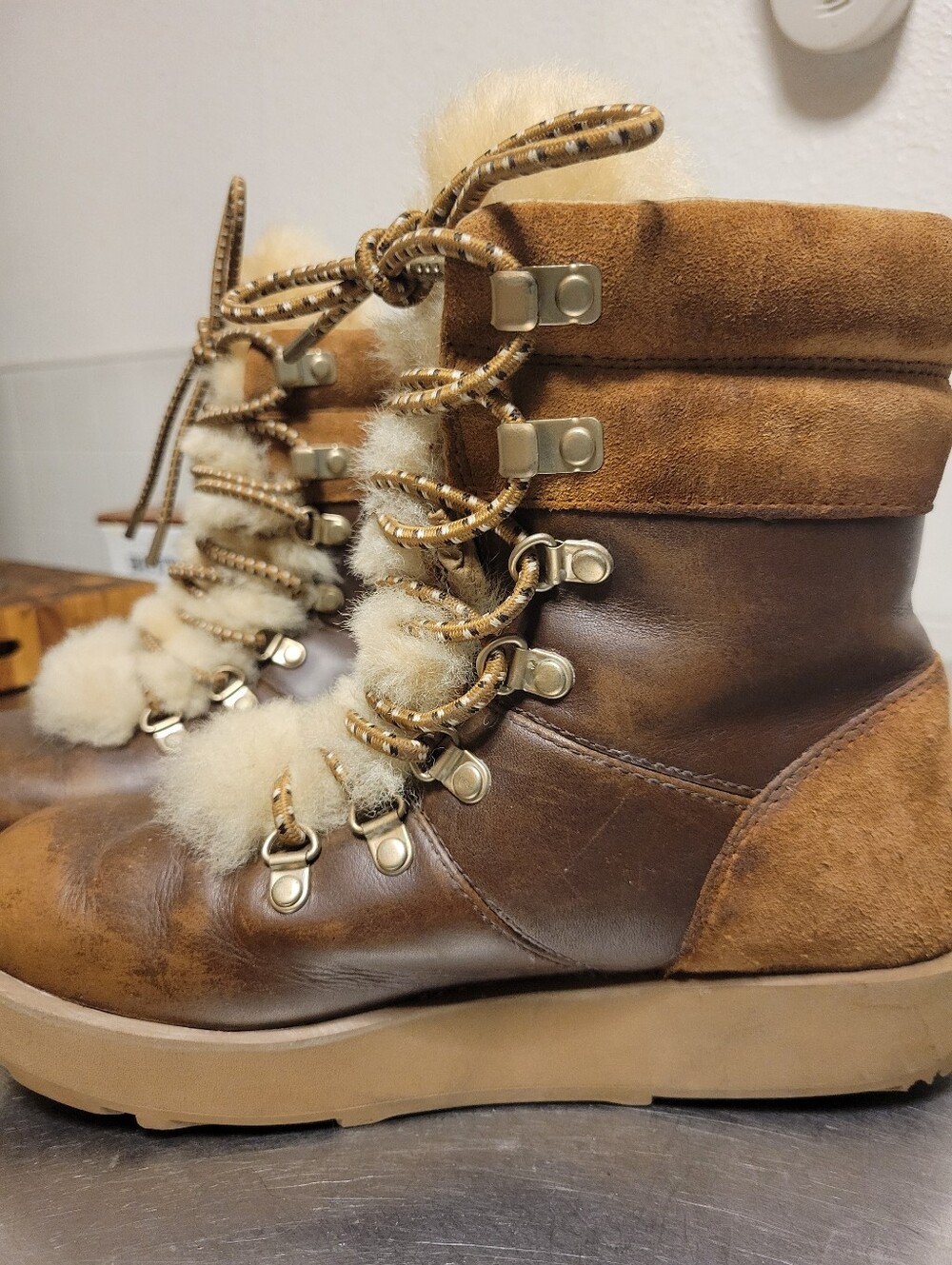 UGG Womens Winter Boots, Size-6, Suade/Leather/shearling *WARM*
